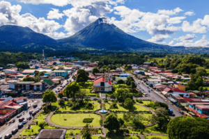 How to Move to La Fortuna: Legal Procedures, Visa Types, and Support from C21 La Fortuna